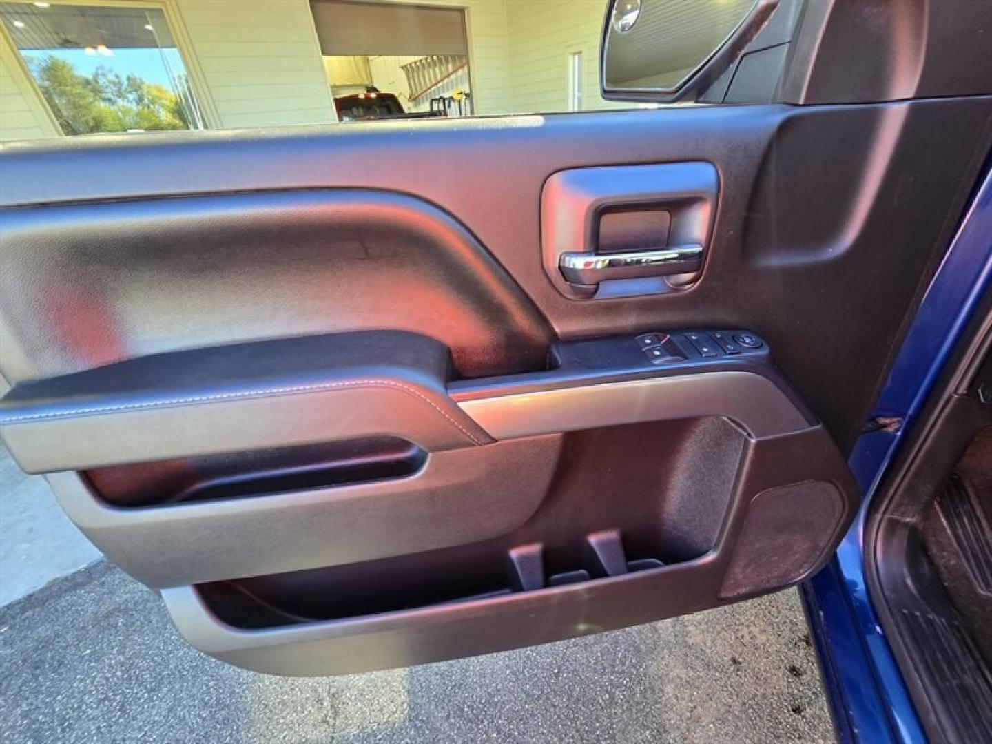 2015 Blue Chevrolet Silverado 1500 LT LT1 (1GCNKREC6FZ) with an EcoTec3 5.3L V8 355hp 383ft. lbs. engine, Automatic transmission, located at 25355 Eames Street, Channahon, IL, 60410, (815) 467-1807, 41.429108, -88.228432 - Unleash the power of the 2015 Chevrolet Silverado 1500 LT, a beast built to dominate every road and job site. Under the hood roars a robust EcoTec3 5.3L V8 engine pumping out a fierce 355 horsepower and 383 lb-ft of torquethis truck doesnt just move, it conquers. Dressed in a striking Deep Ocean Bl- Photo#11
