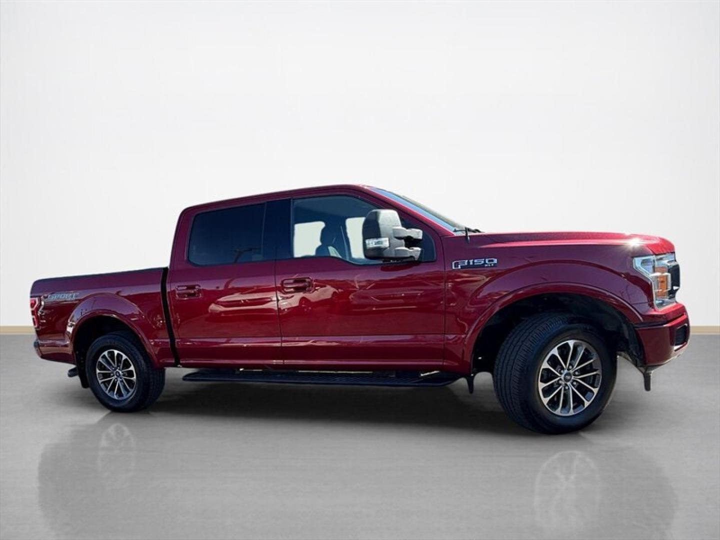 2018 Race Red Ford F-150 XLT (1FTEW1EP9JK) with an EcoBoost 2.7L Twin Turbo V6 325hp 400ft. lbs. engine, Automatic transmission, located at 25355 Eames Street, Channahon, IL, 60410, (815) 467-1807, 41.429108, -88.228432 - Unleash the power of the 2018 Ford F-150 XLT, a beast that doesnt just dominate the roadit owns it. Under the hood lies a turbocharged EcoBoost 2.7L Twin Turbo V6 engine, cranking out a fierce 325 horsepower and a torque-packed 400 ft-lbs. This truck is all about raw, relentless performance that cru- Photo#1