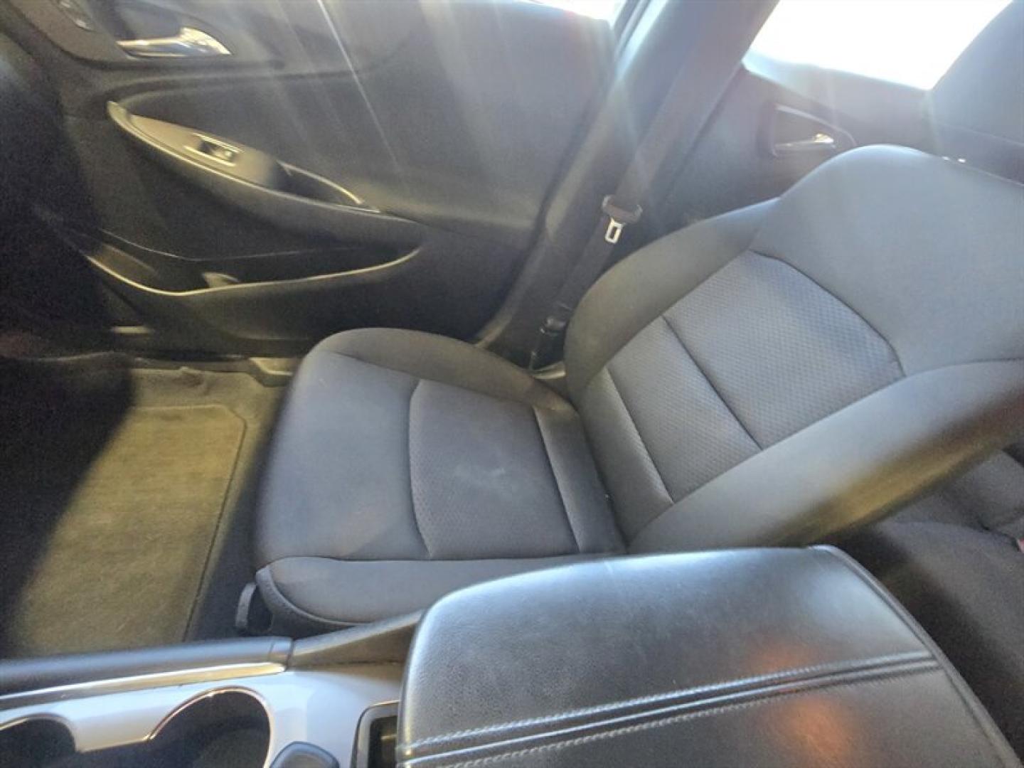 2018 Silver Ice Metallic Chevrolet Malibu LT (1G1ZD5ST5JF) with an Ecotec 1.5L Turbo I4 160hp 184ft. lbs. engine, Automatic transmission, located at 25355 Eames Street, Channahon, IL, 60410, (815) 467-1807, 41.429108, -88.228432 - Ready to turn heads and leave boring rides in the dust? Meet the 2018 Chevrolet Malibu LT, rocking a sleek Silver Ice Metallic exterior that gleams like its ready for its close-up. Slide inside the Jet Black interior where comfort meets stylebecause your car should be as classy as you are. Under th- Photo#22