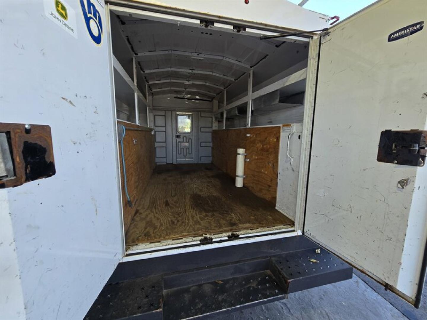2019 White Chevrolet Express Work Van Cutaway (1GB0GRFG3K1) with an Vortec 6.0L Flex Fuel V8 341hp 373ft. lbs. engine, Automatic transmission, located at 25355 Eames Street, Channahon, IL, 60410, (815) 467-1807, 41.429108, -88.228432 - ** 12 FOOT KNAPHEIDE KUV PLUMBERS BODY. **The 2019 Chevrolet Express 3500 is equipped with a robust Vortec 6.0L Flex Fuel V8 engine, delivering 341 horsepower and 373 lb-ft of torque, providing reliable performance for a variety of driving needs. The exterior features a clean White finish, complemen- Photo#26
