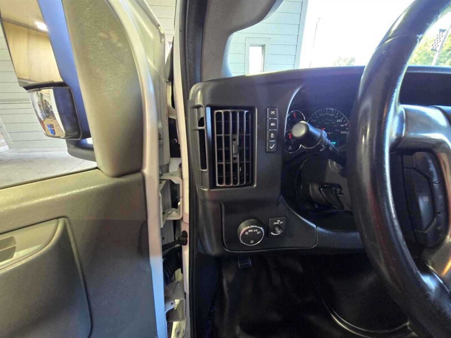2019 White Chevrolet Express Work Van Cutaway (1GB0GRFG3K1) with an Vortec 6.0L Flex Fuel V8 341hp 373ft. lbs. engine, Automatic transmission, located at 25355 Eames Street, Channahon, IL, 60410, (815) 467-1807, 41.429108, -88.228432 - ** 12 FOOT KNAPHEIDE KUV PLUMBERS BODY. **The 2019 Chevrolet Express 3500 is equipped with a robust Vortec 6.0L Flex Fuel V8 engine, delivering 341 horsepower and 373 lb-ft of torque, providing reliable performance for a variety of driving needs. The exterior features a clean White finish, complemen- Photo#11