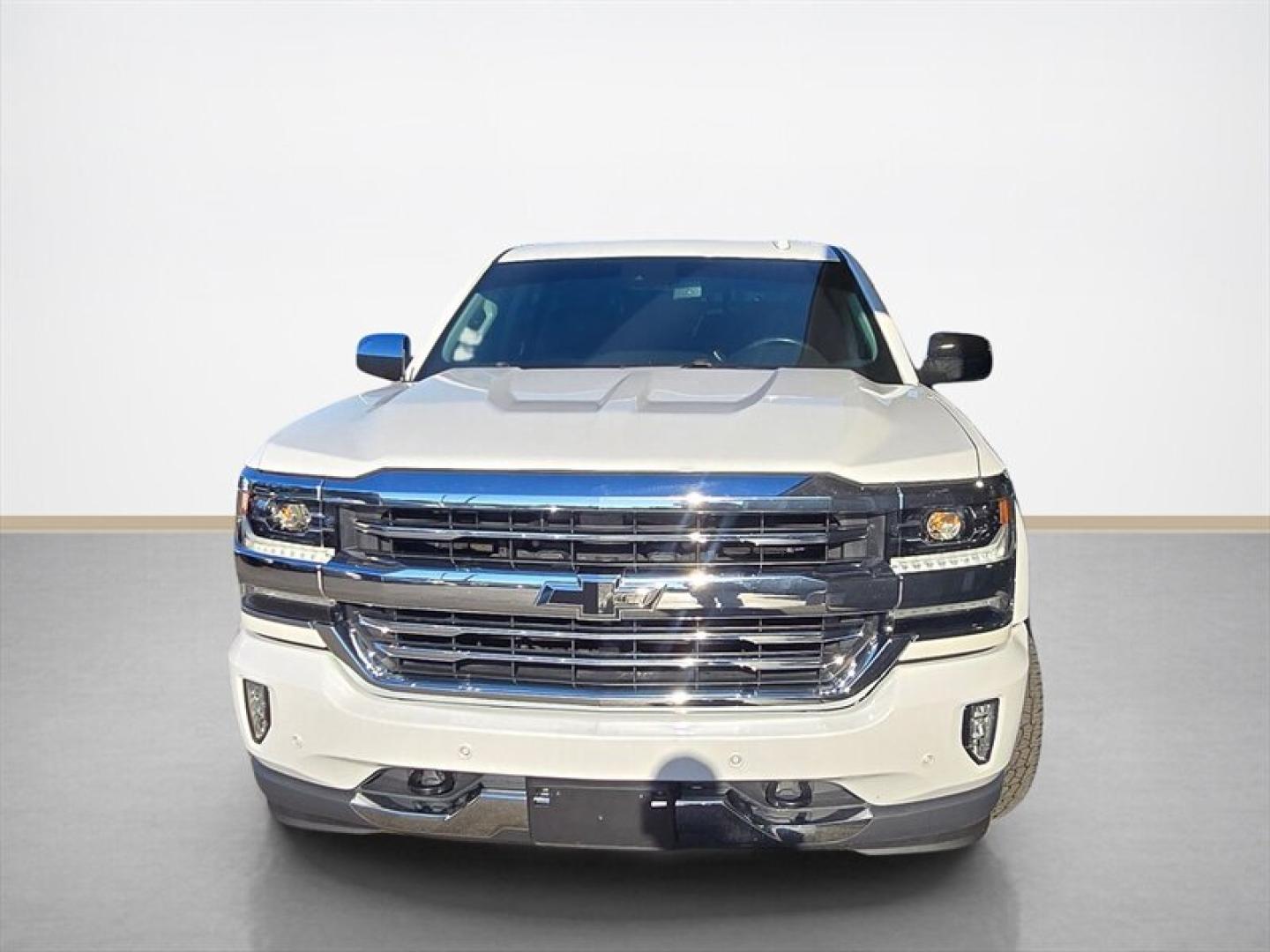 2018 Iridescent Pearl Tricoat Chevrolet Silverado 1500 High Country (3GCUKTEJ0JG) with an 6.2 engine, Automatic transmission, located at 25355 Eames Street, Channahon, IL, 60410, (815) 467-1807, 41.429108, -88.228432 - This 2018 Chevrolet Silverado 1500 High Country is a well-maintained full-size pickup truck featuring a robust 6.2L V8 engine. The exterior is finished in a crisp White color, complemented by a Saddle-colored interior that offers a refined and comfortable cabin environment. Factory features include- Photo#8